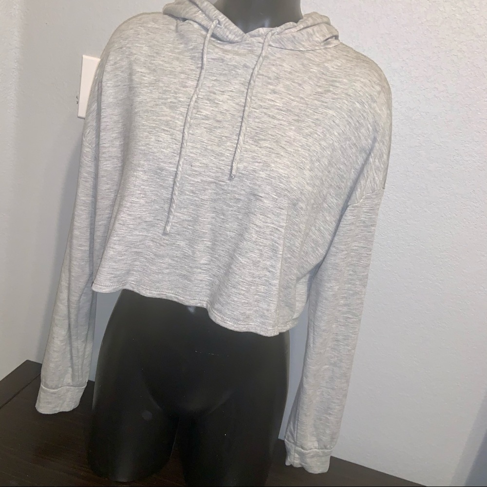 inLUV M cropped gray hoodie lightweight NEW